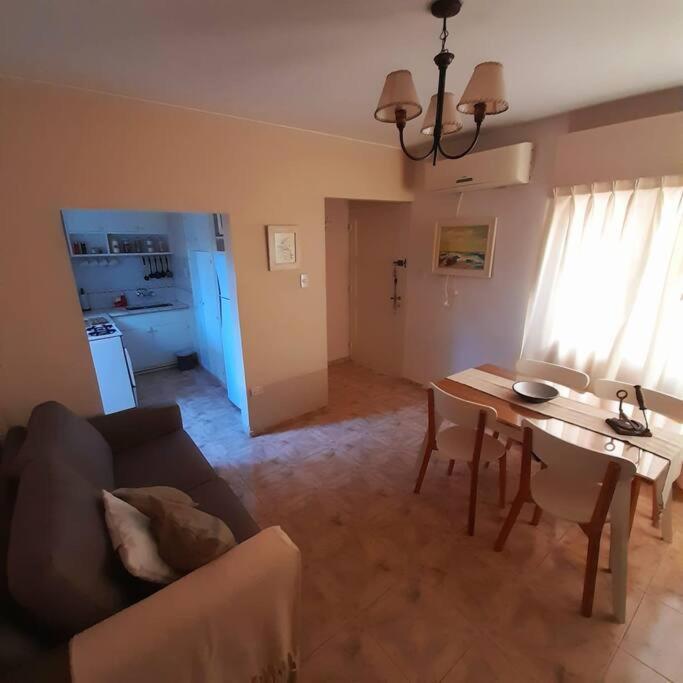 ¨Las Mayolicas¨ Hermoso Depto Con Patio Espanol Mendoza Extérieur photo
